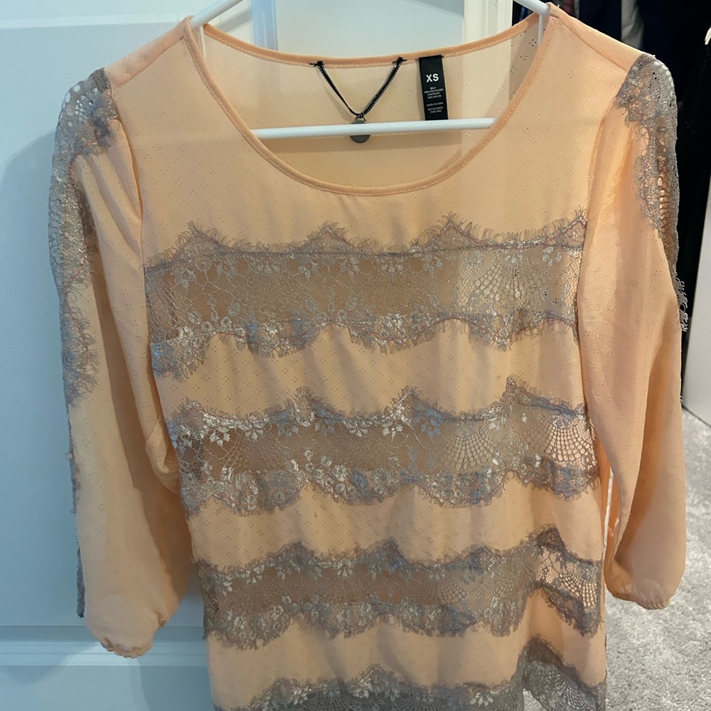 BKE Peach and Gray Lace Women's Blouse